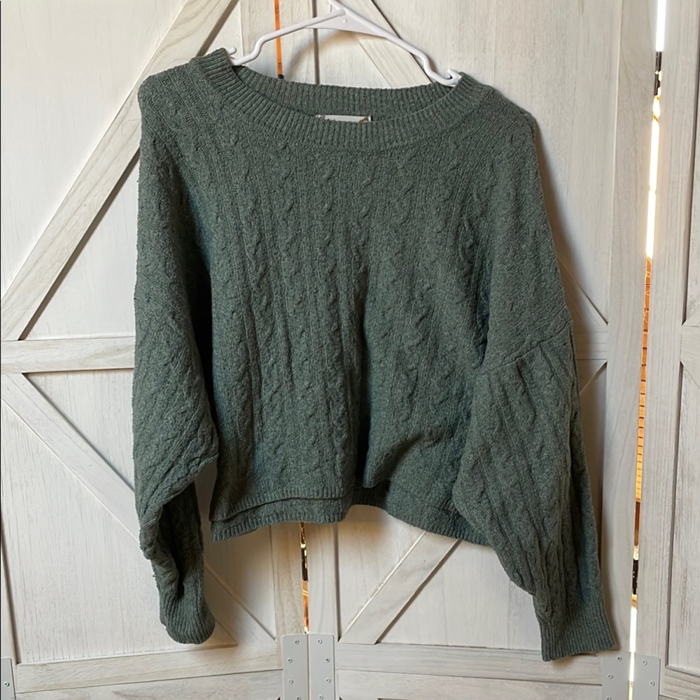 Women’s sweater